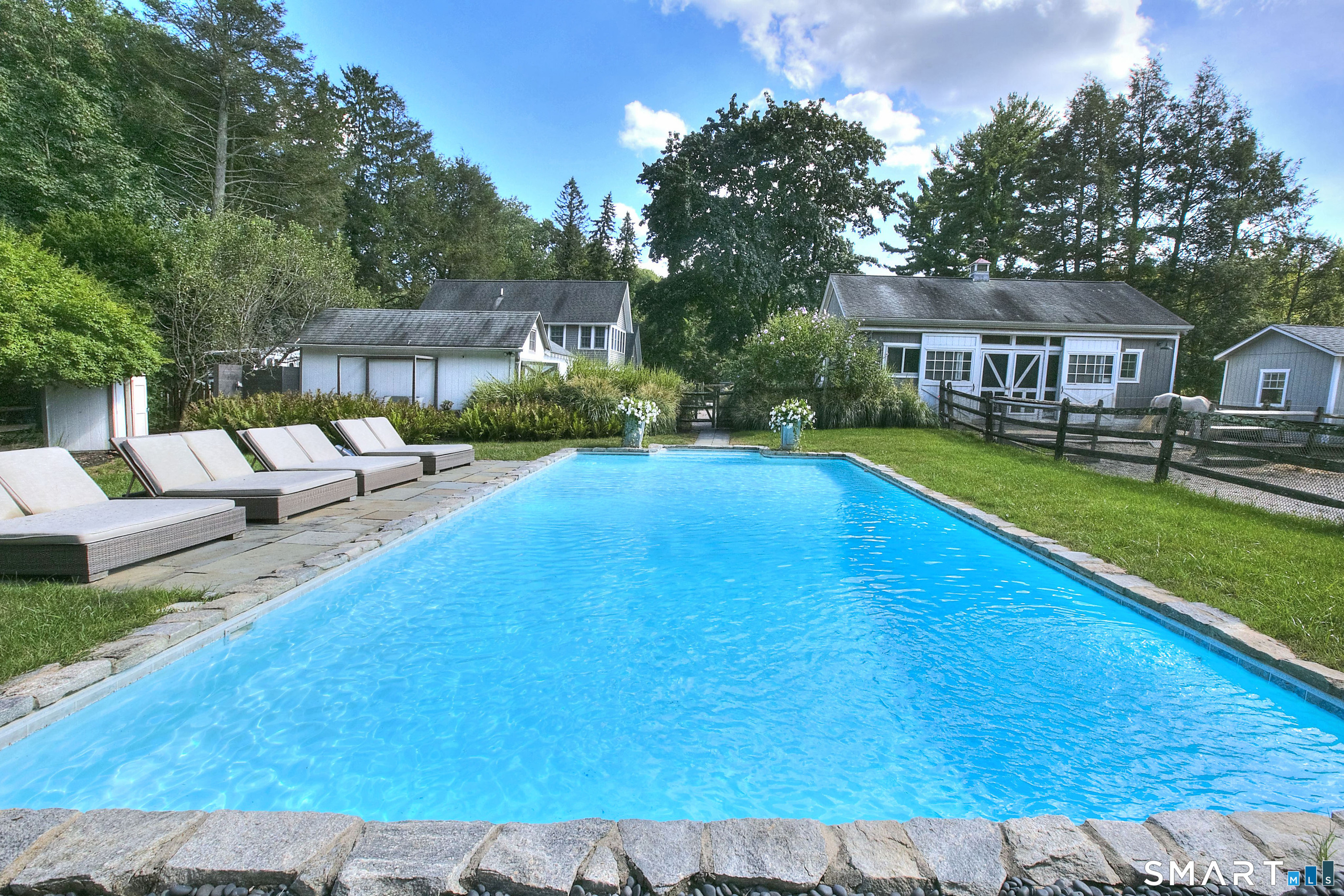 160 Cedar Road Fairfield CT 06890