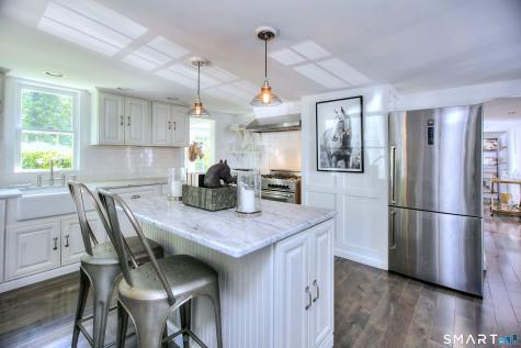 160 Cedar Road Fairfield CT 06890