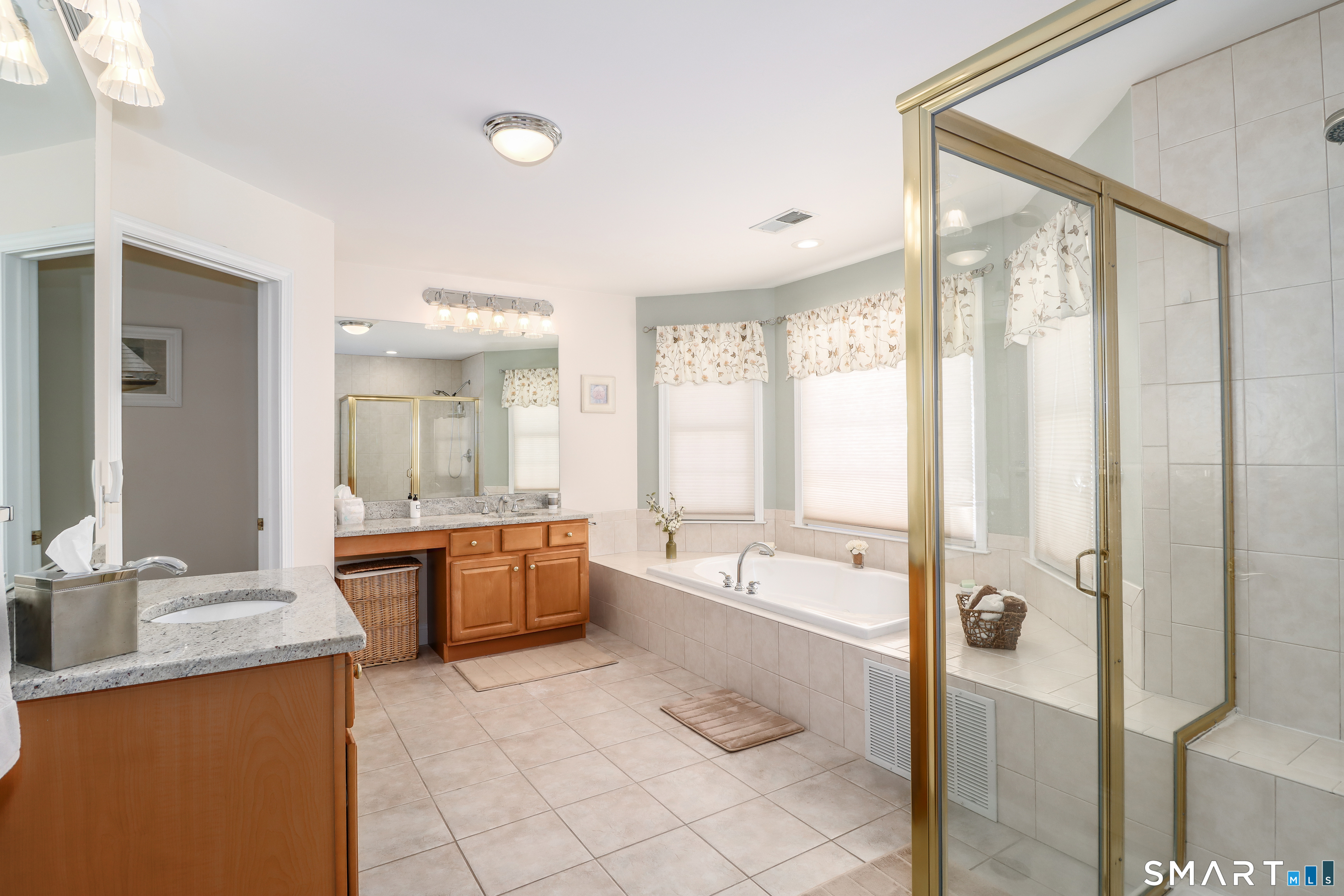 3 Spring Ridge Court Danbury CT 06811