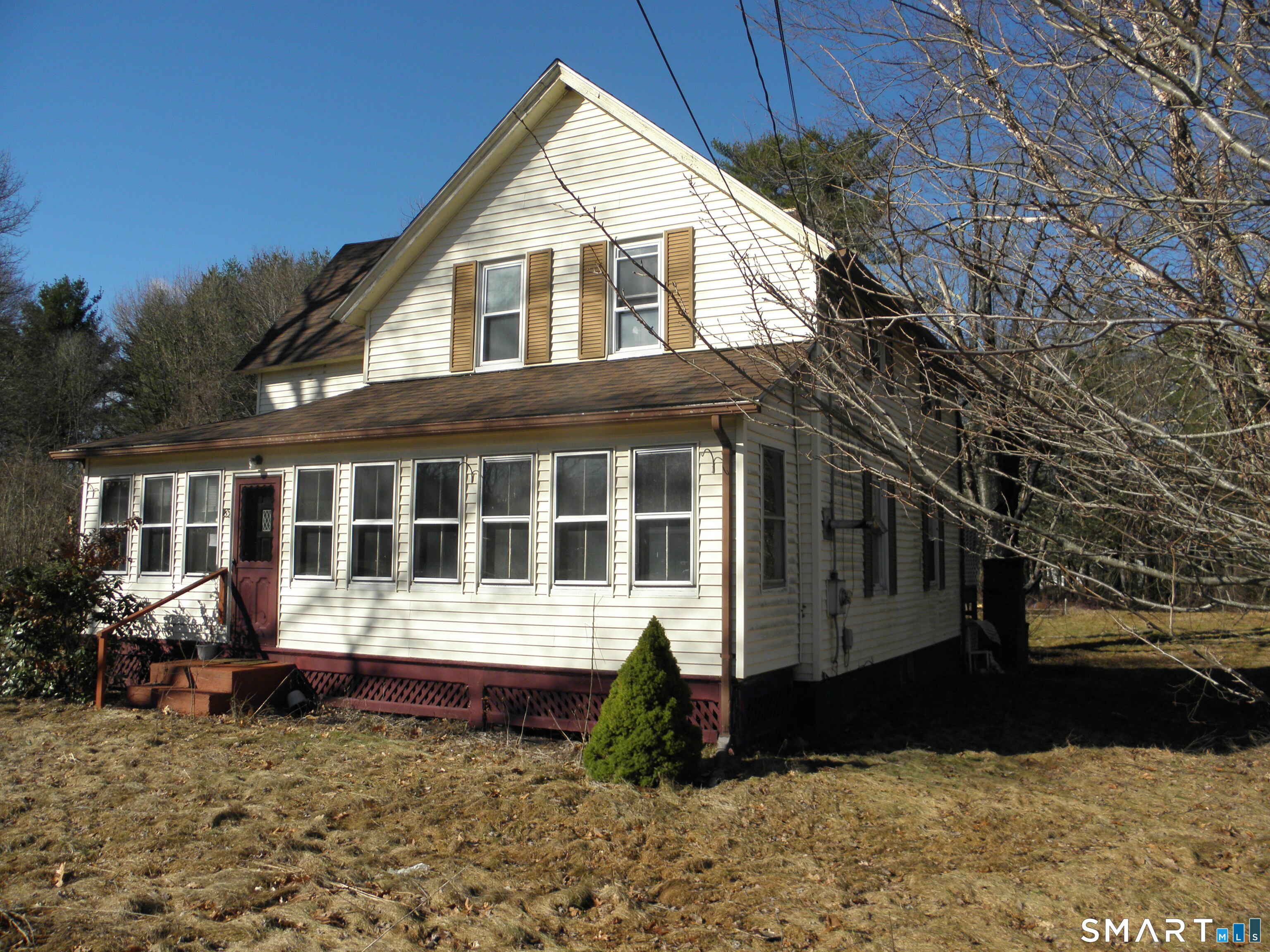 85 Wauregan Road Killingly CT 06239
