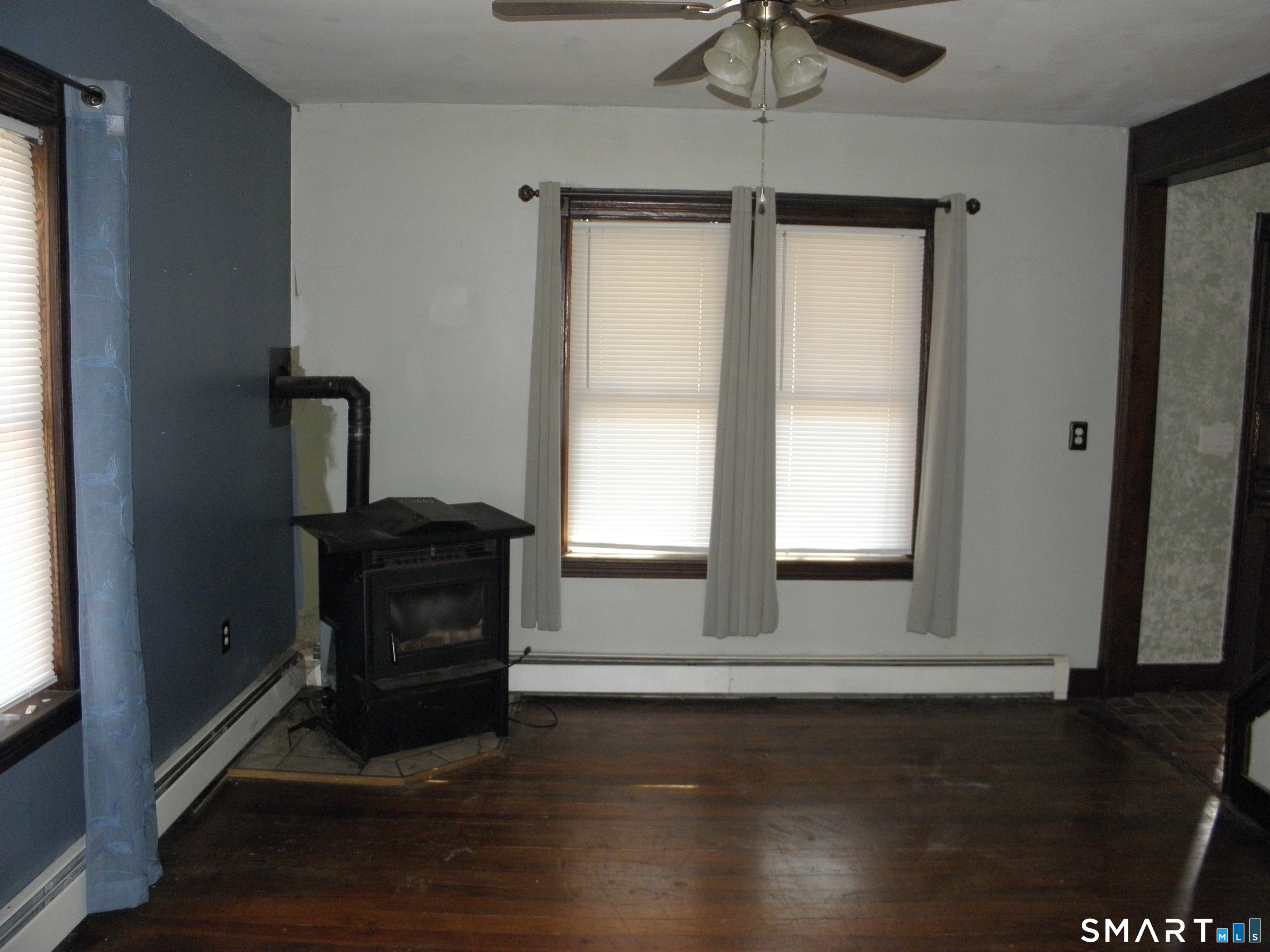 85 Wauregan Road Killingly CT 06239