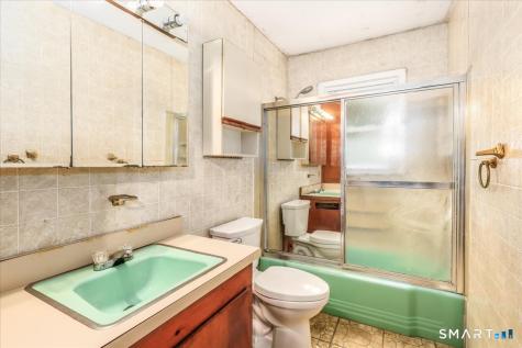 25 Meadowbrook Road Danbury CT 06811