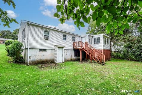 25 Meadowbrook Road Danbury CT 06811