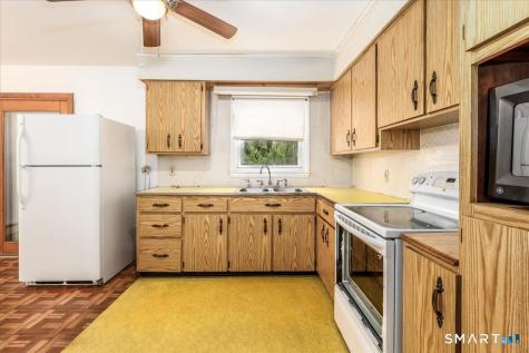 25 Meadowbrook Road Danbury CT 06811