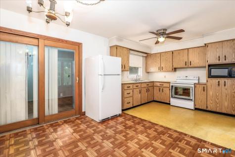 25 Meadowbrook Road Danbury CT 06811
