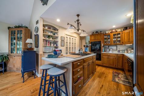 9 Randi Drive Madison CT 06443