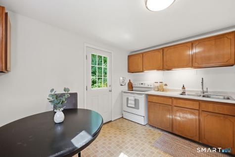 8 Valley View Drive Simsbury CT 06089