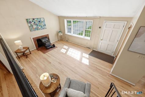 8 Valley View Drive Simsbury CT 06089
