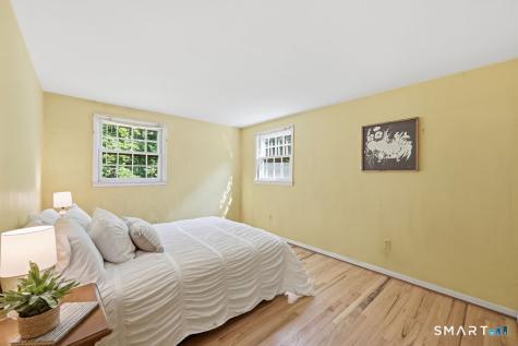 8 Valley View Drive Simsbury CT 06089