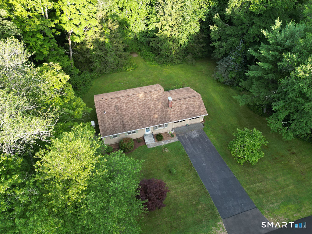 8 Valley View Drive Simsbury CT 06089