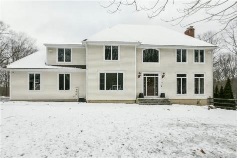15 Old Field Road Burlington CT 06013
