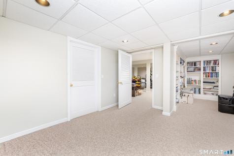 30 Green Woods Lane Farmington CT 06085
