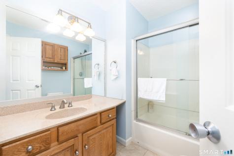 30 Green Woods Lane Farmington CT 06085