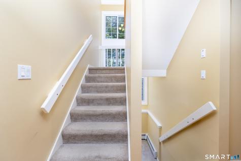 30 Green Woods Lane Farmington CT 06085