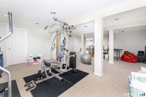 30 Green Woods Lane Farmington CT 06085