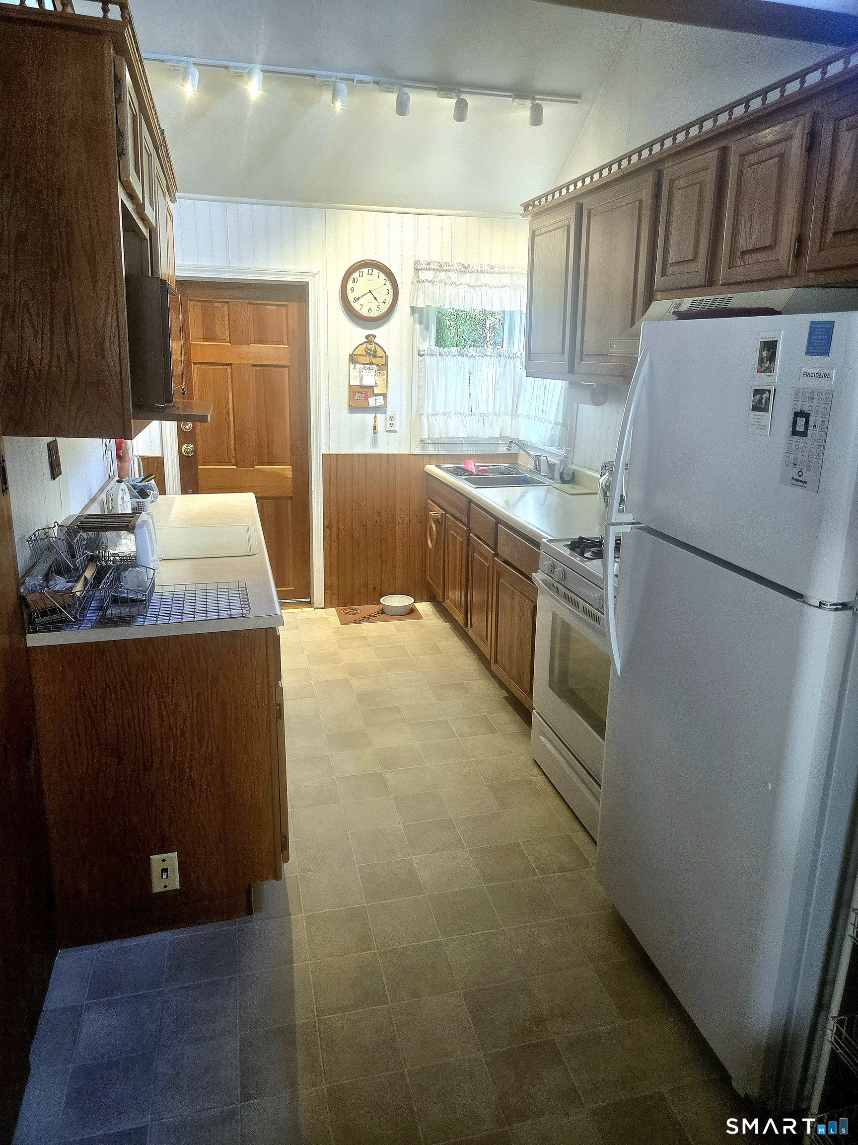 12 Loyola Rd Extension Woodstock CT 06281