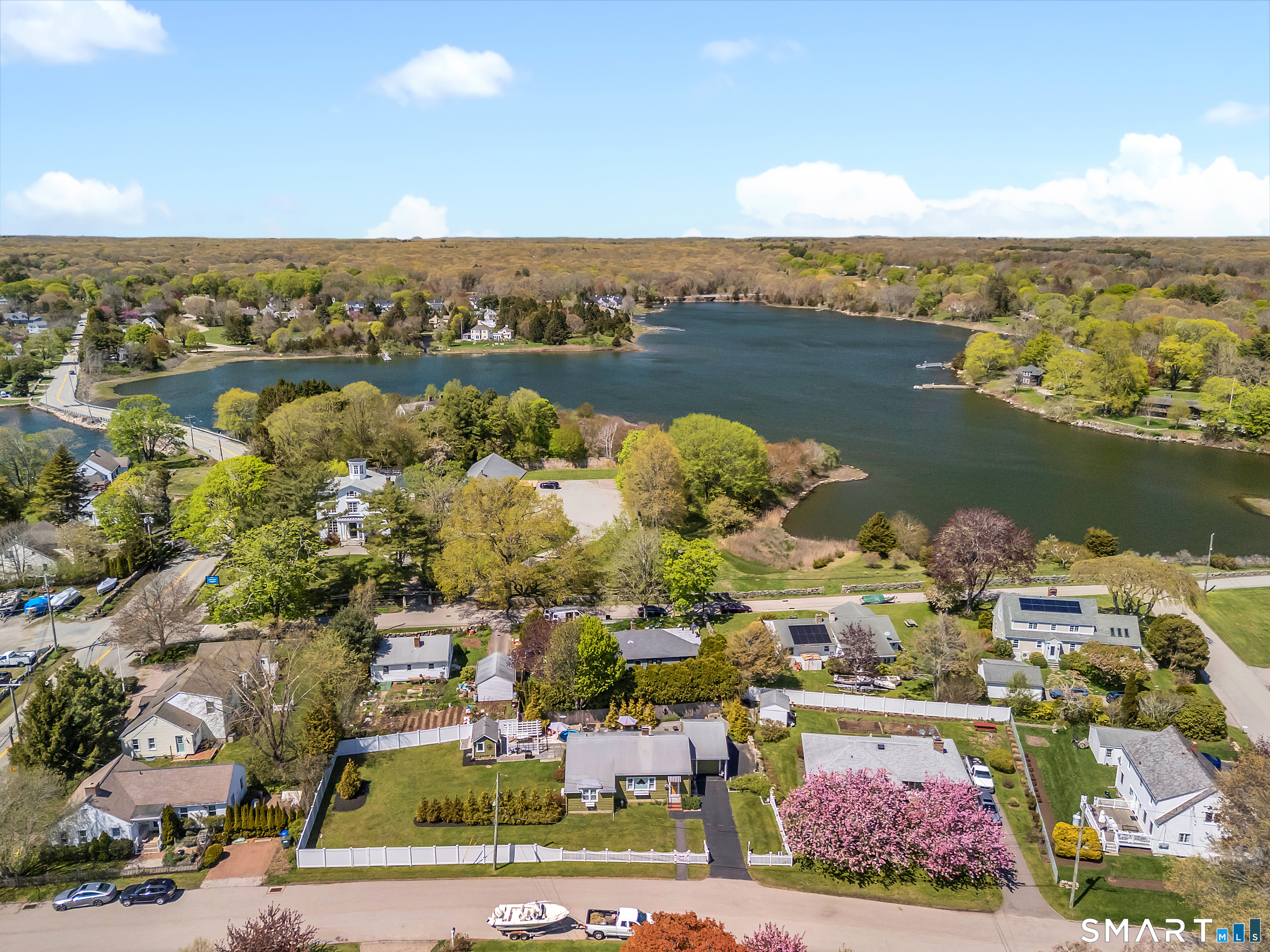 24 Owen Drive Stonington CT 06378