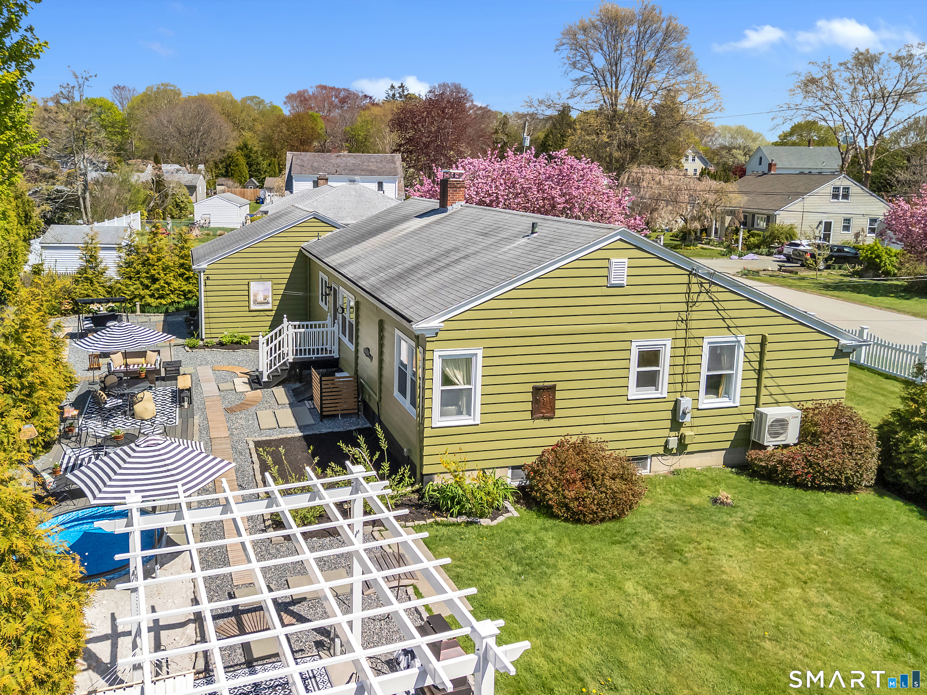24 Owen Drive Stonington CT 06378