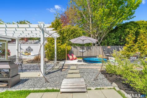 24 Owen Drive Stonington CT 06378