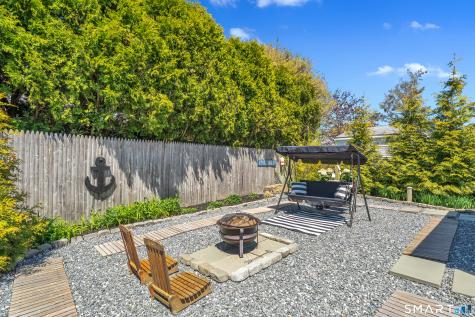 24 Owen Drive Stonington CT 06378
