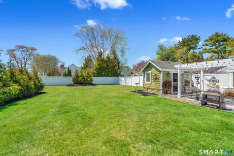 24 Owen Drive Stonington CT 06378