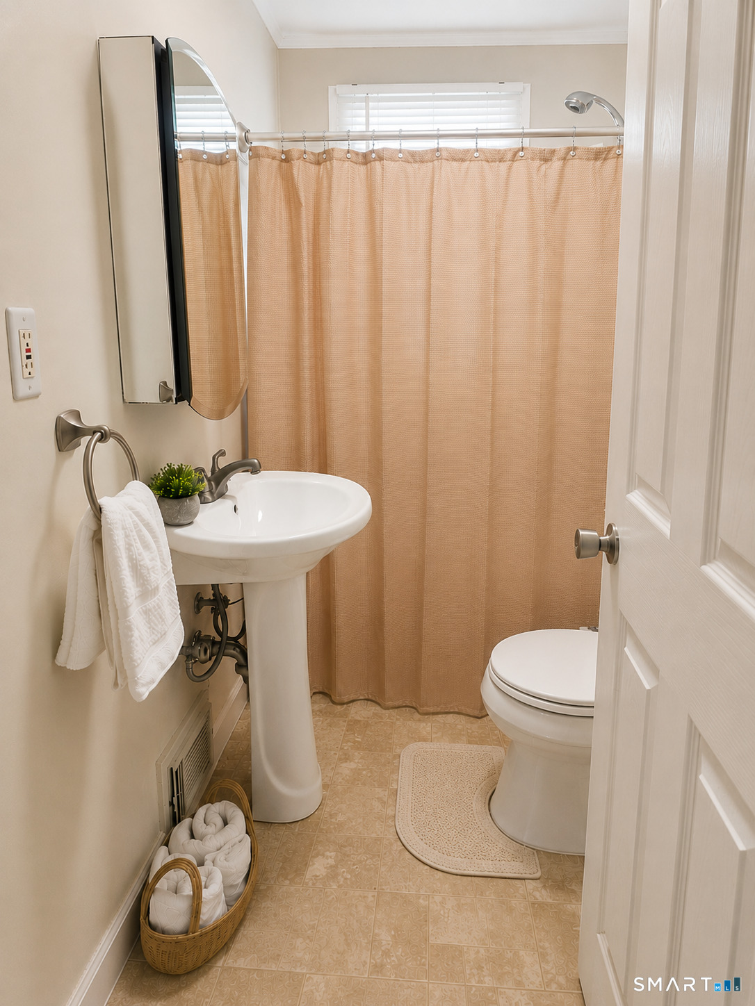 228 Douglas Drive Meriden CT 06451