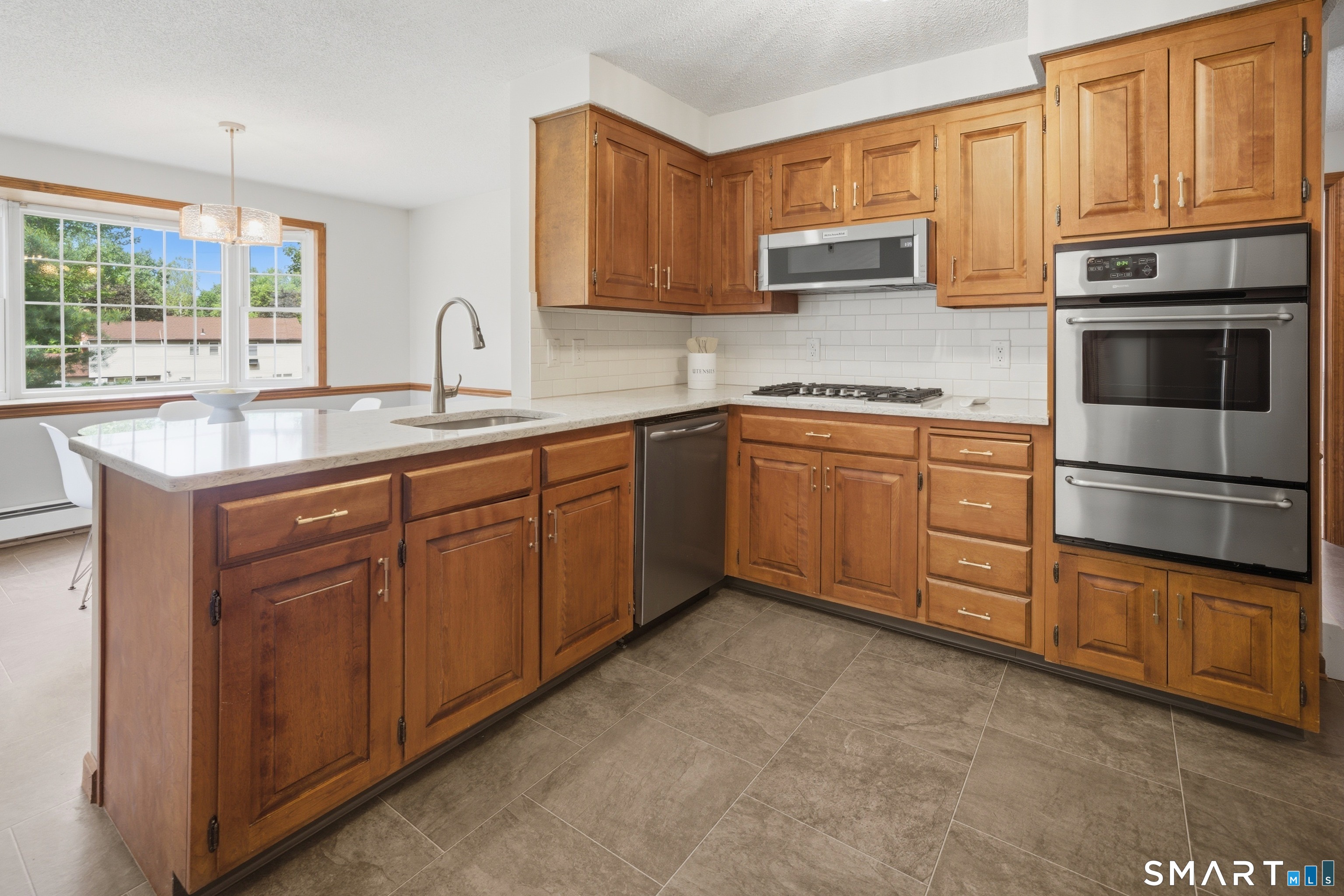 211 Valley View Road Manchester CT 06040