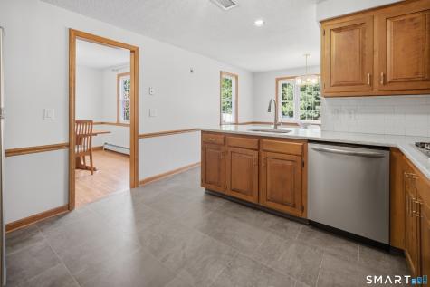 211 Valley View Road Manchester CT 06040