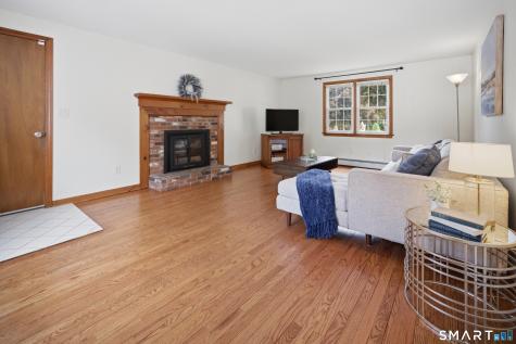 211 Valley View Road Manchester CT 06040