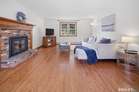 211 Valley View Road Manchester CT 06040