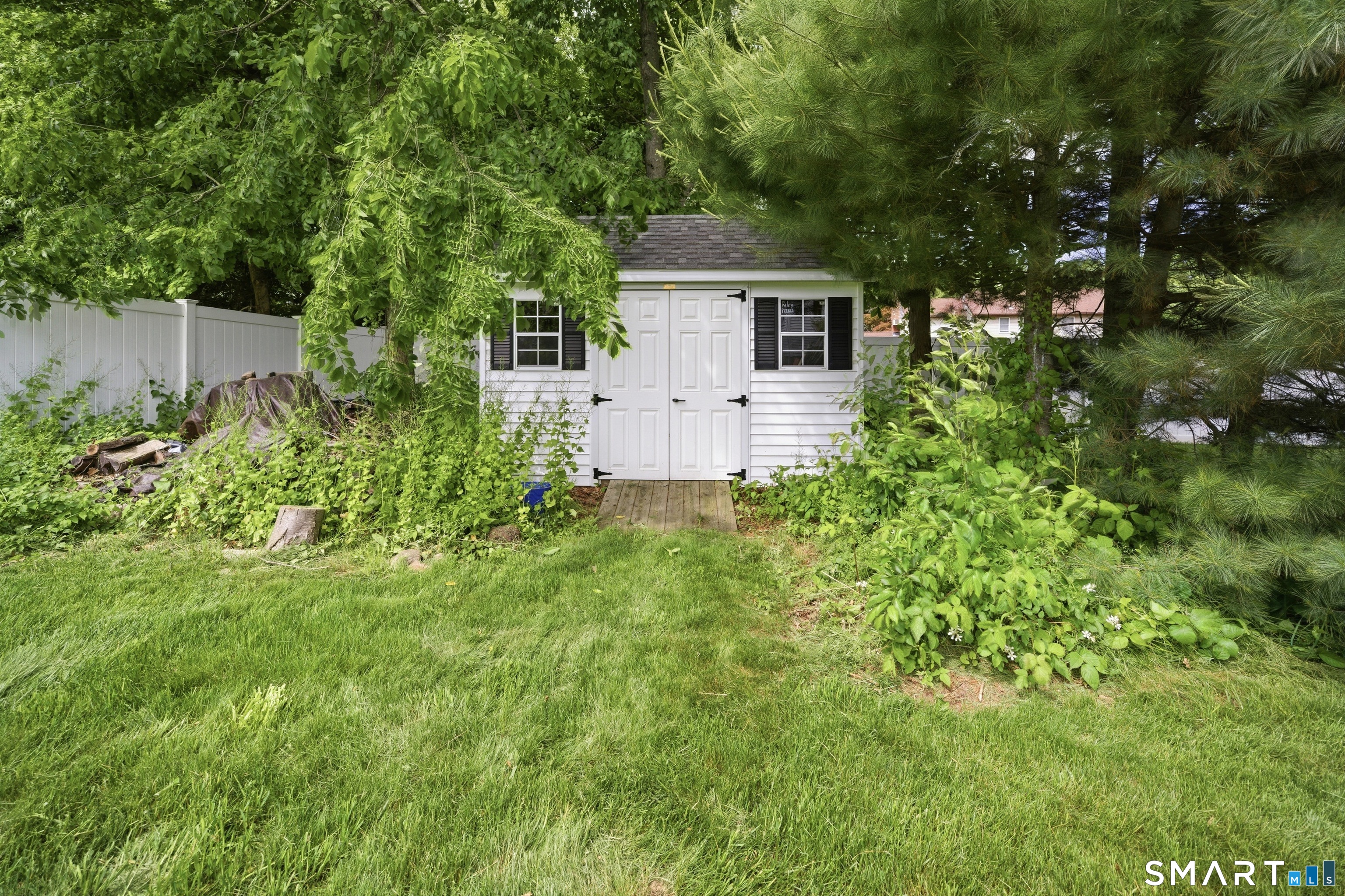211 Valley View Road Manchester CT 06040