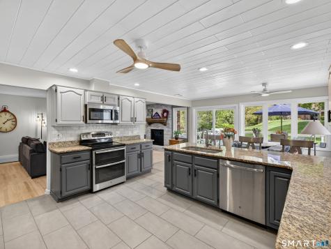 4401 Ridge Road North Haven CT 06473