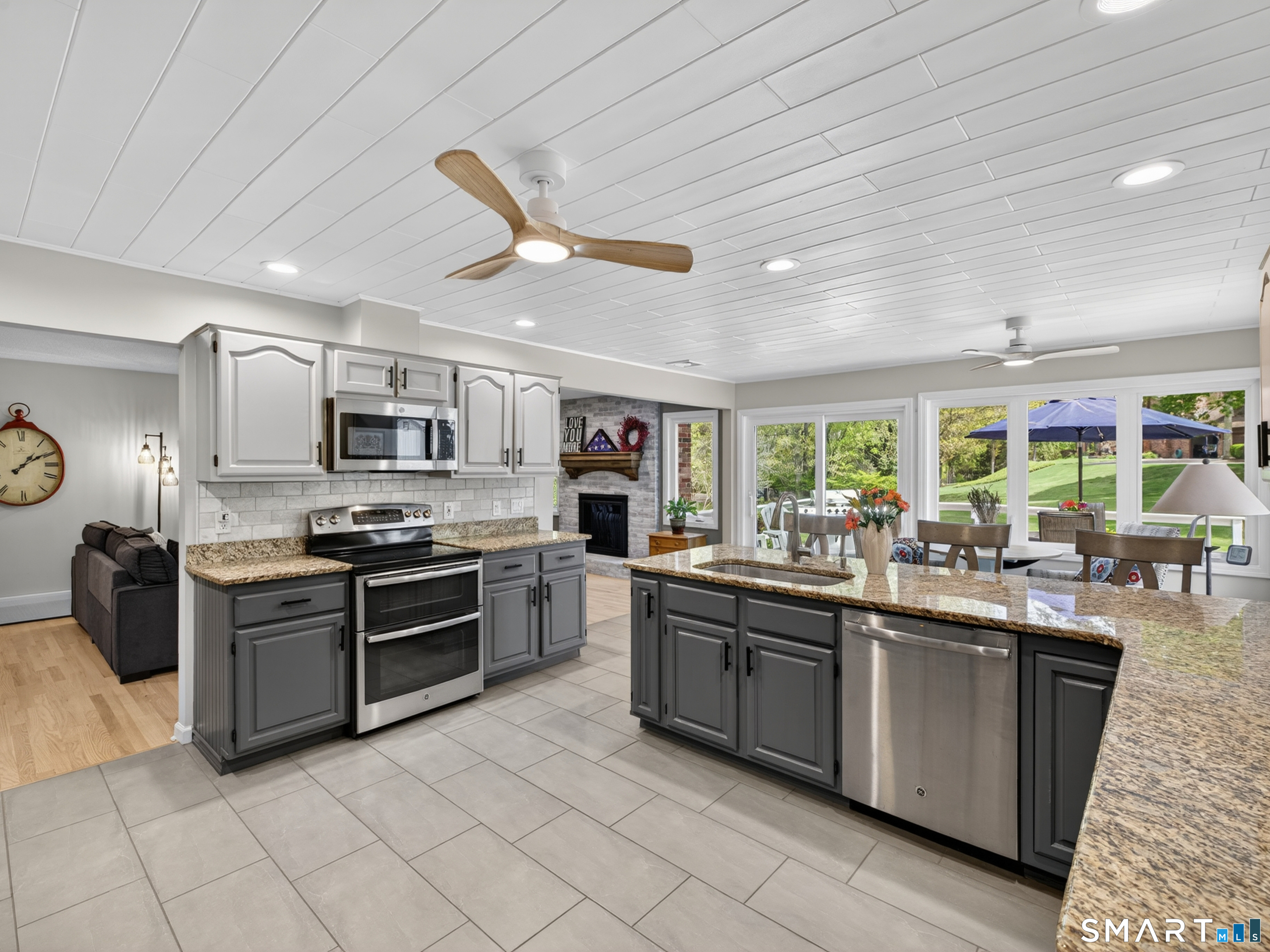 4401 Ridge Road North Haven CT 06473