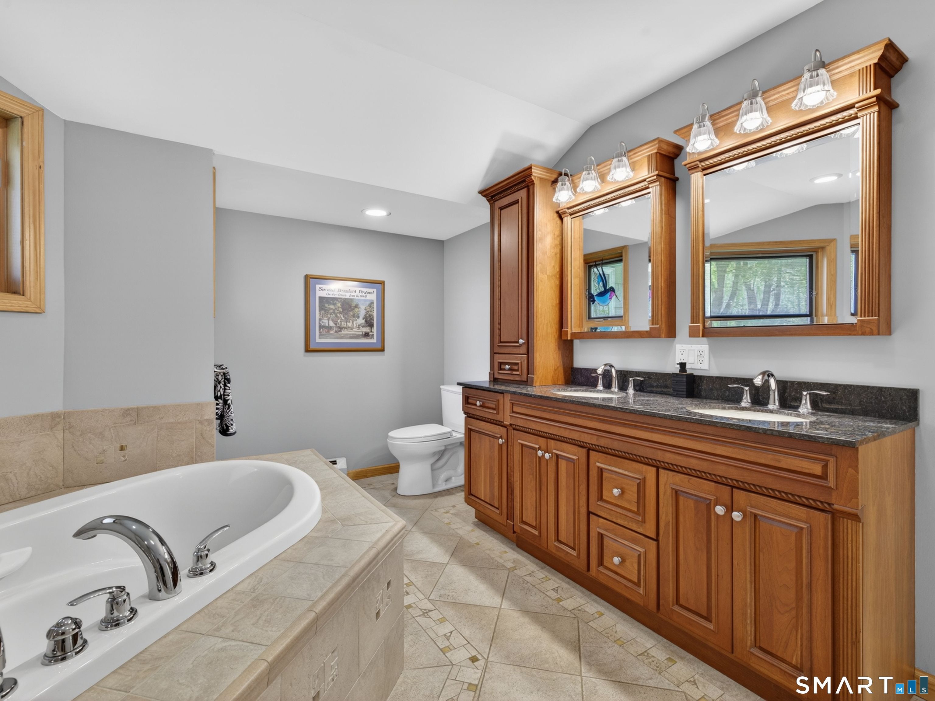 4401 Ridge Road North Haven CT 06473