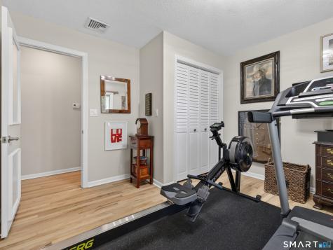 4401 Ridge Road North Haven CT 06473