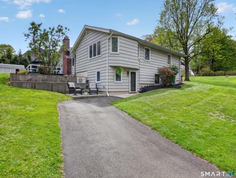 4401 Ridge Road North Haven CT 06473