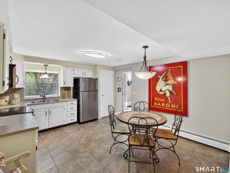 4401 Ridge Road North Haven CT 06473