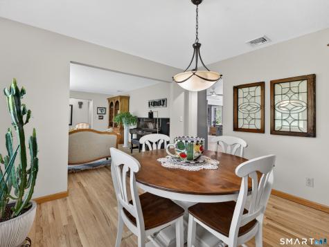 4401 Ridge Road North Haven CT 06473