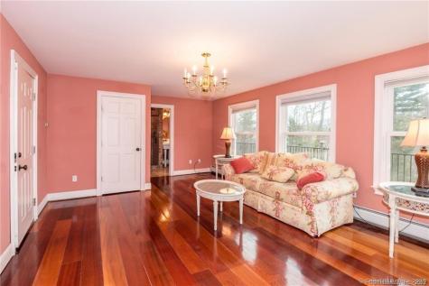 15 Sand Hill Road Simsbury CT 06089