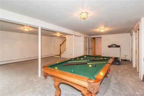 15 Sand Hill Road Simsbury CT 06089