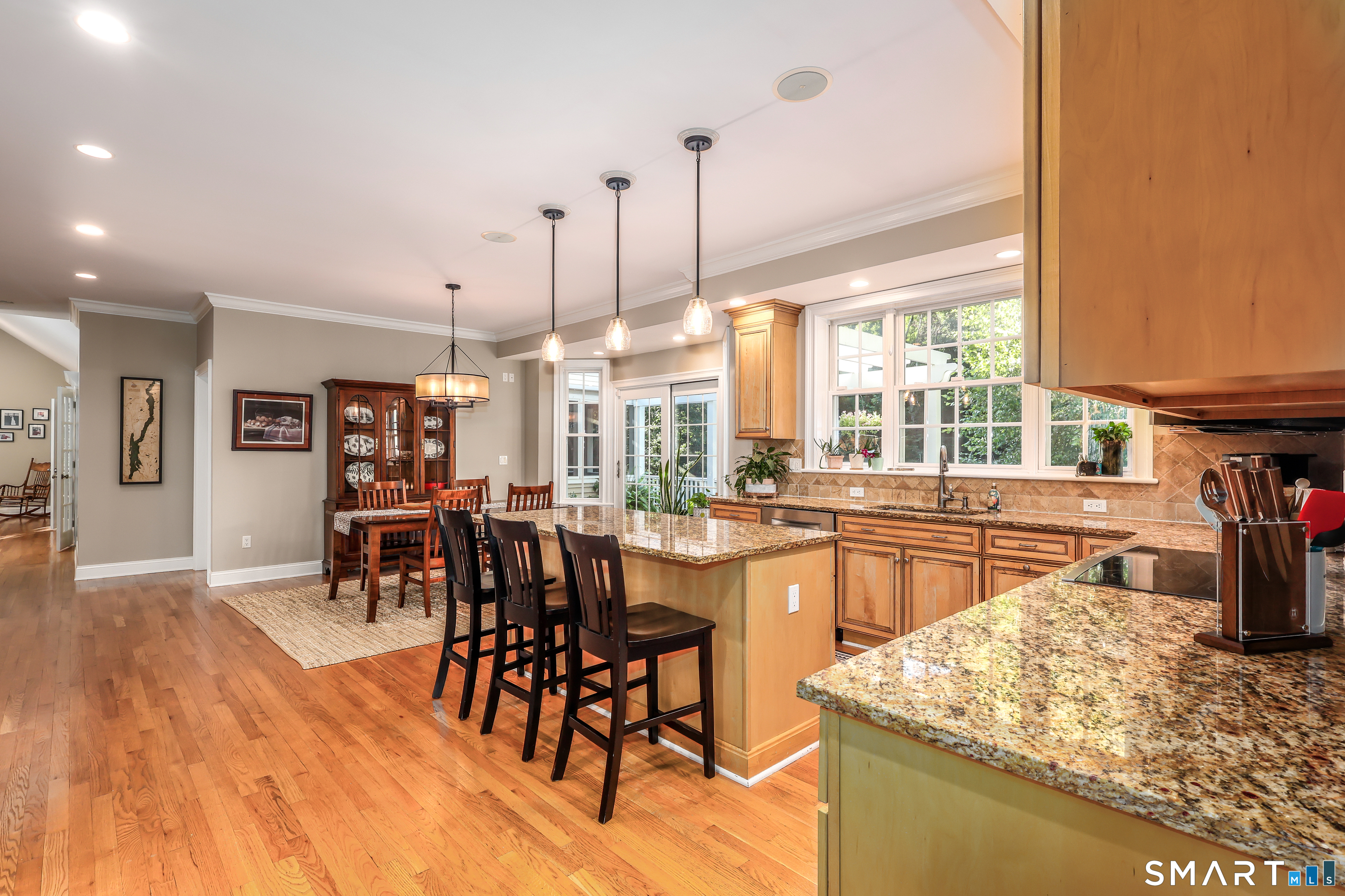 18 Logging Trail Lane Brookfield CT 06804