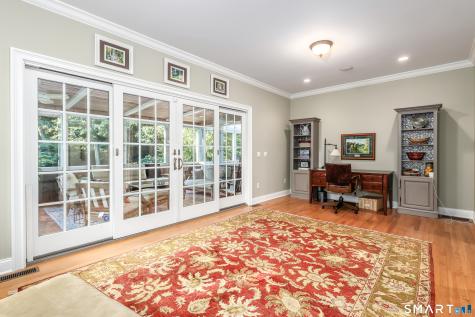 18 Logging Trail Lane Brookfield CT 06804