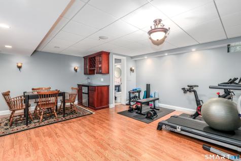 18 Logging Trail Lane Brookfield CT 06804