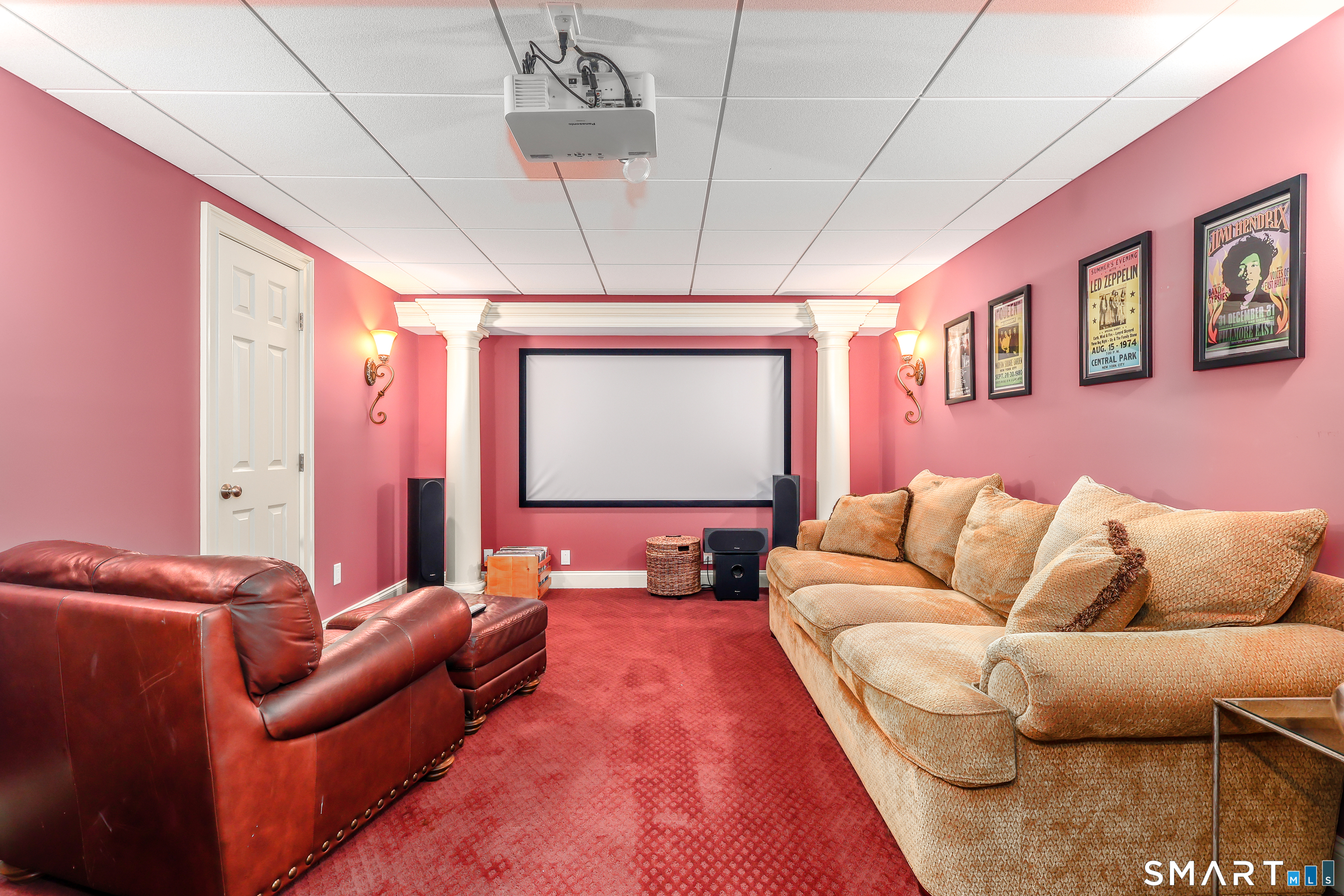 18 Logging Trail Lane Brookfield CT 06804