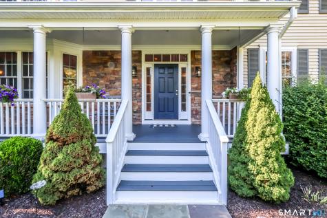 18 Logging Trail Lane Brookfield CT 06804