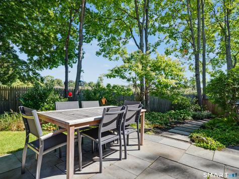 233 Beaumont Street Fairfield CT 06824