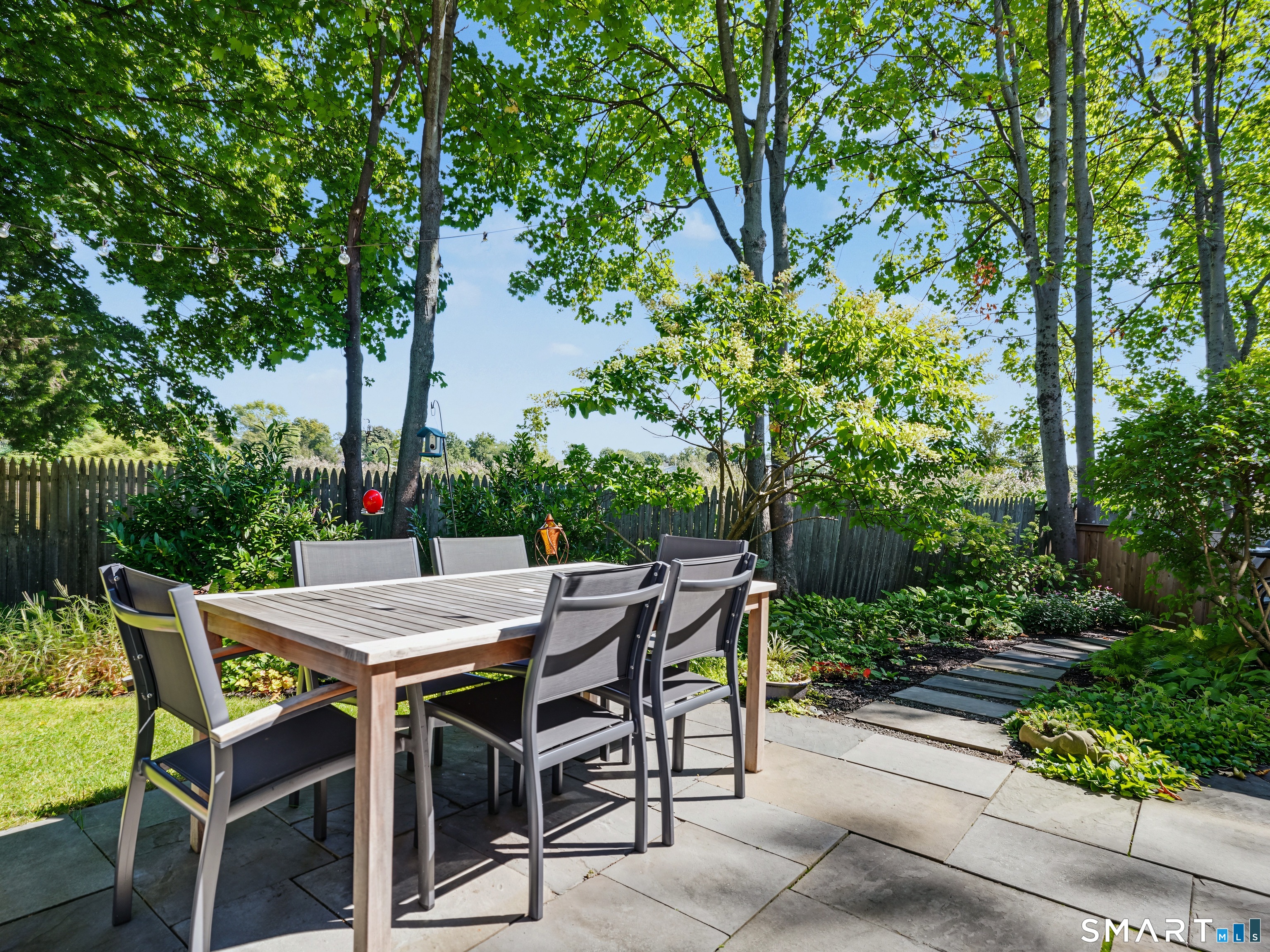233 Beaumont Street Fairfield CT 06824