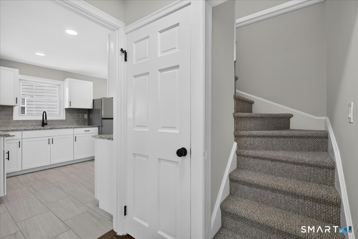 5 Lynmot Road Hamden CT 06514