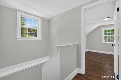 5 Lynmot Road Hamden CT 06514