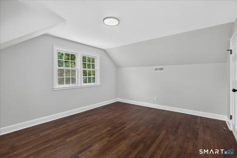 5 Lynmot Road Hamden CT 06514